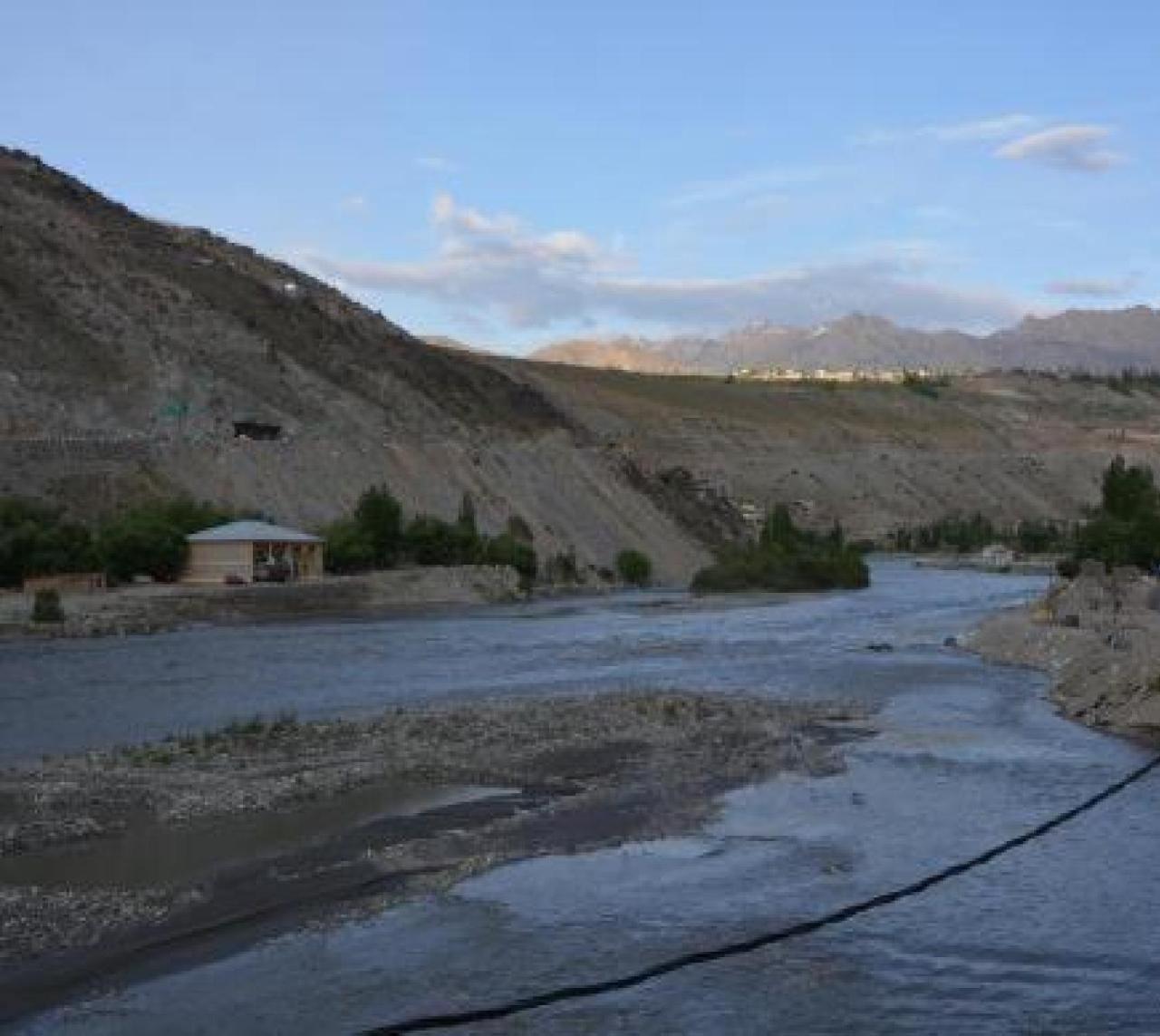 Hotel Suru View Kargil Exteriör bild