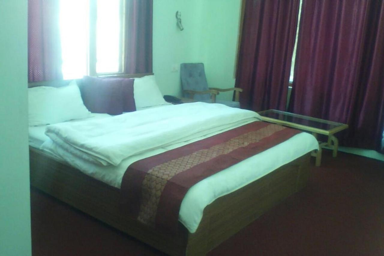 Hotel Suru View Kargil Exteriör bild